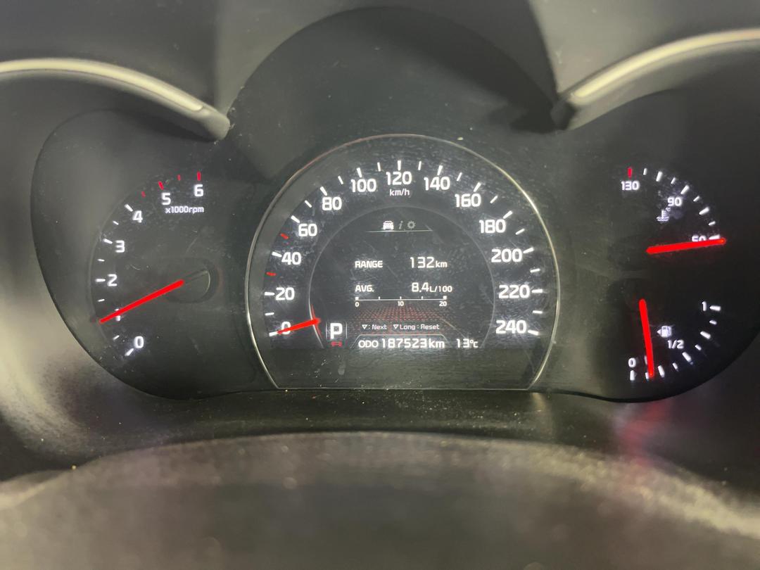 Photo '21' of KIA Sorento