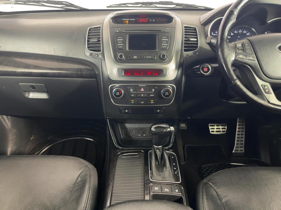 Photo '18' of KIA Sorento