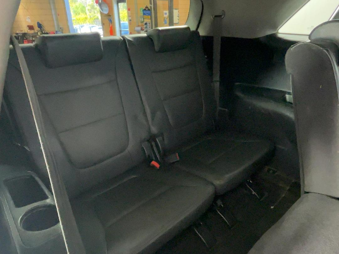 Photo '32' of KIA Sorento