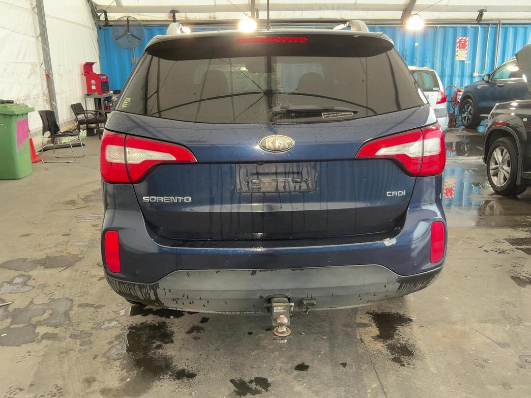 Photo '9' of KIA Sorento Premium Photo '9' of KIA Sorento Premium