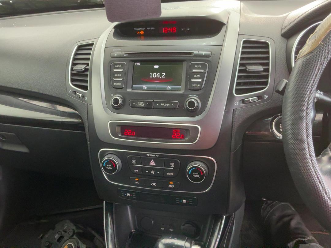 Photo '20' of KIA Sorento Premium Photo '20' of KIA Sorento Premium