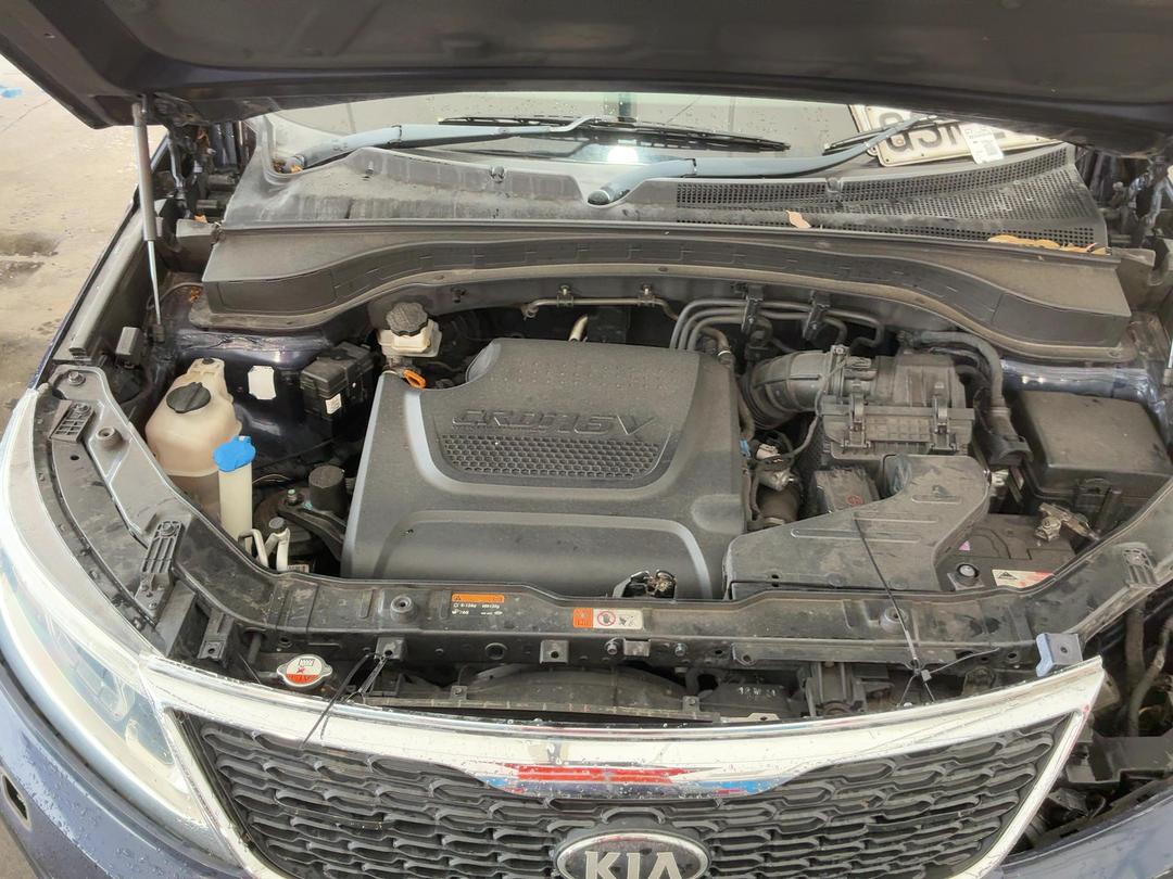 Photo '23' of KIA Sorento Premium Photo '23' of KIA Sorento Premium