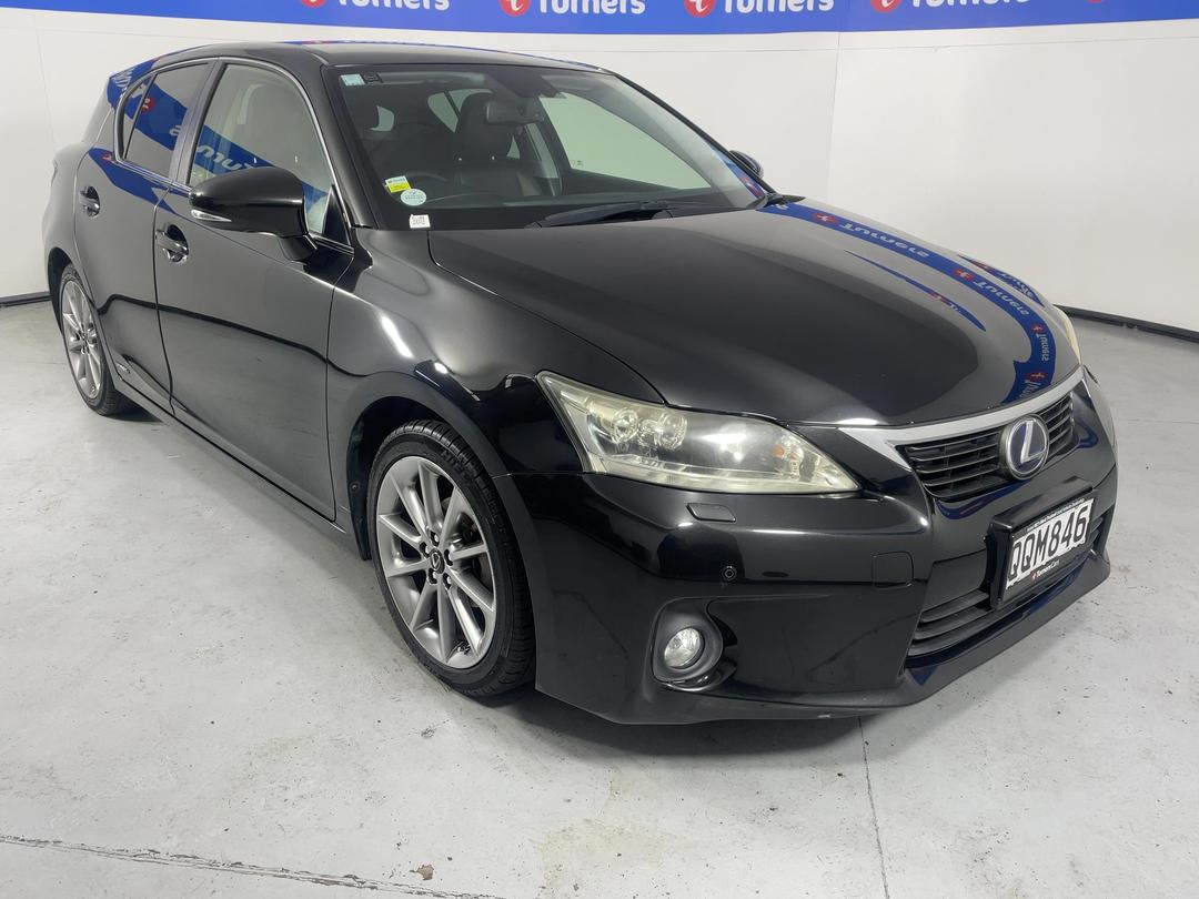 Photo '1' of Lexus CT200H