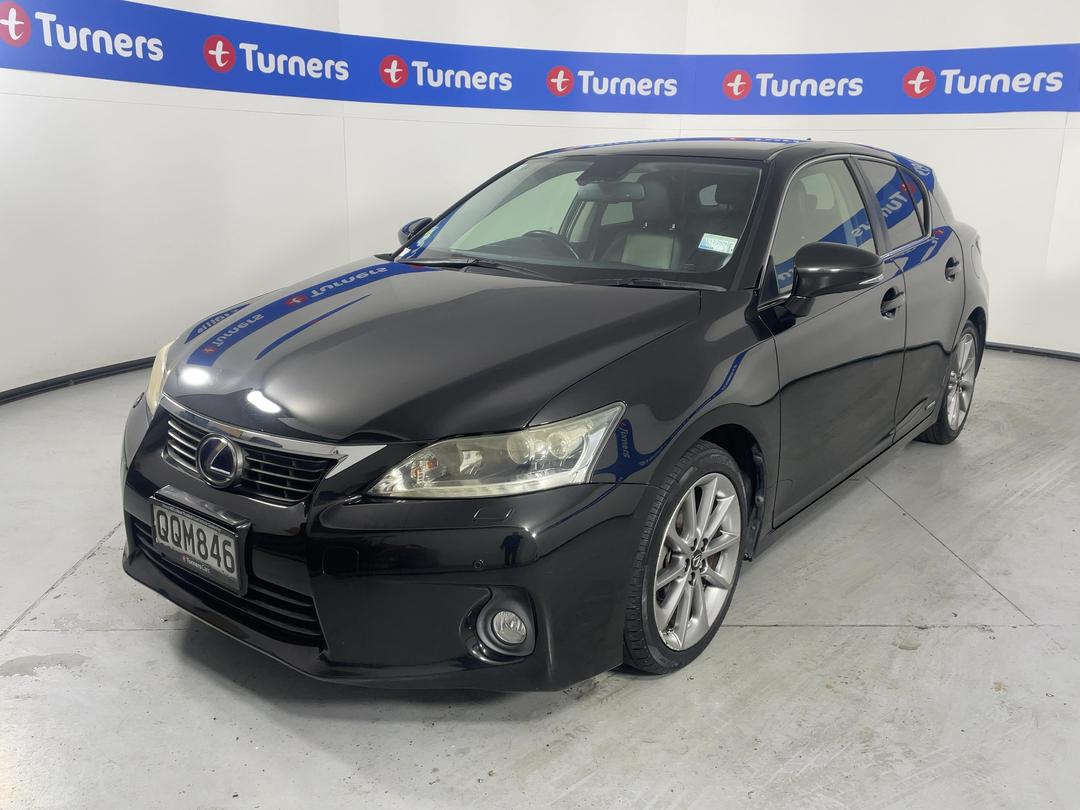 Photo '4' of Lexus CT200H