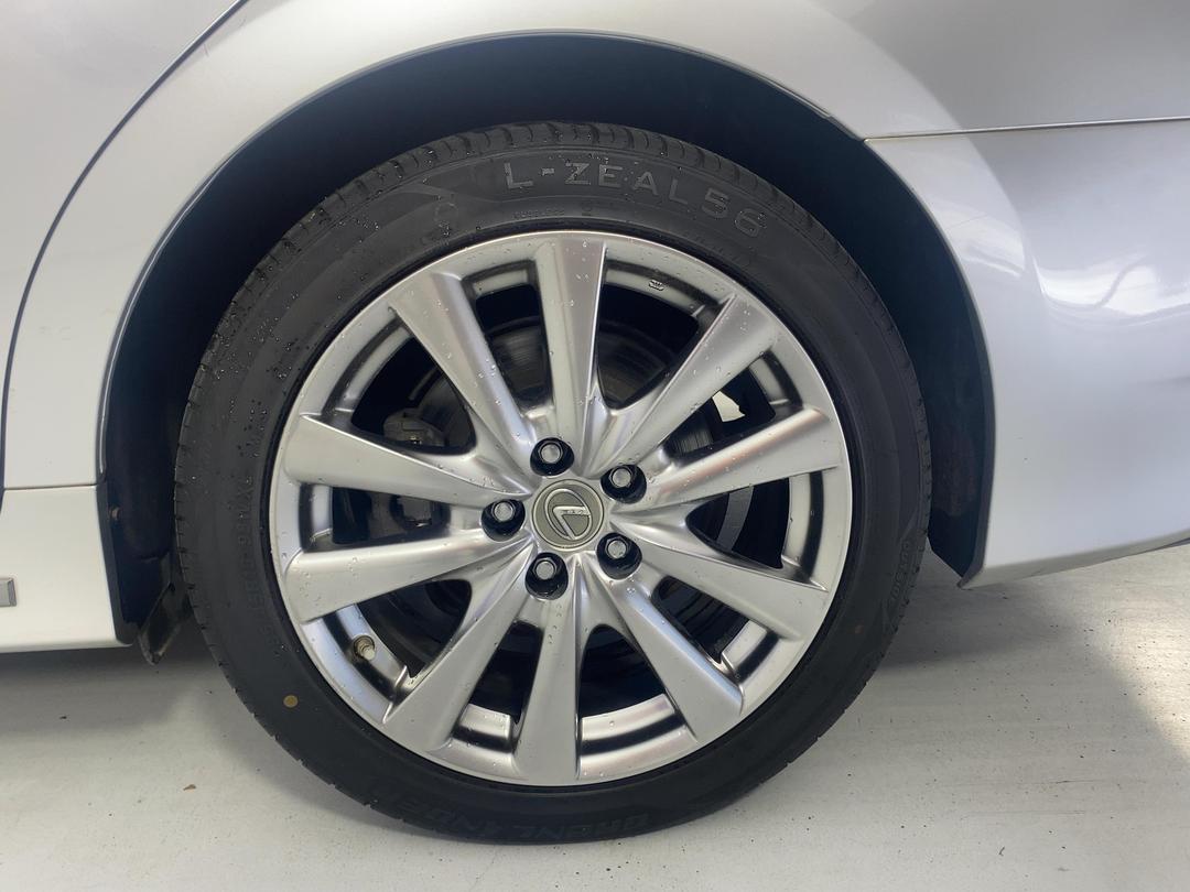 Photo '11' of Lexus GS450H