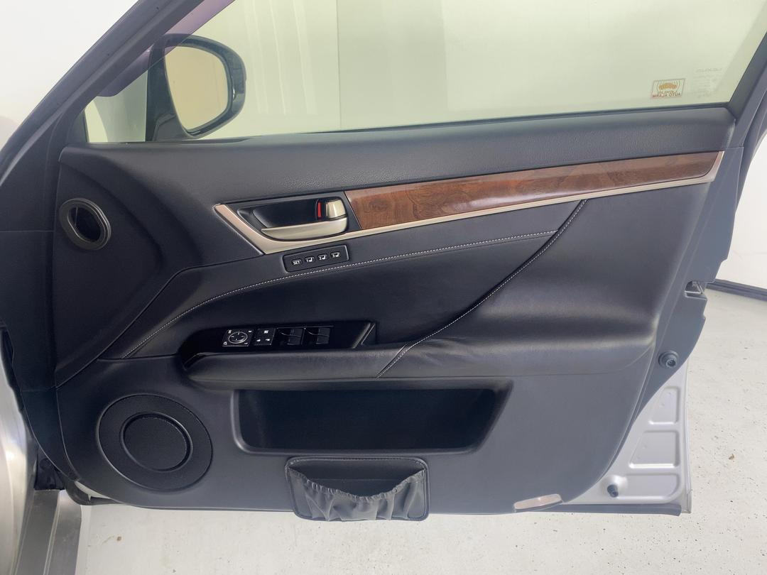 Photo '15' of Lexus GS450H