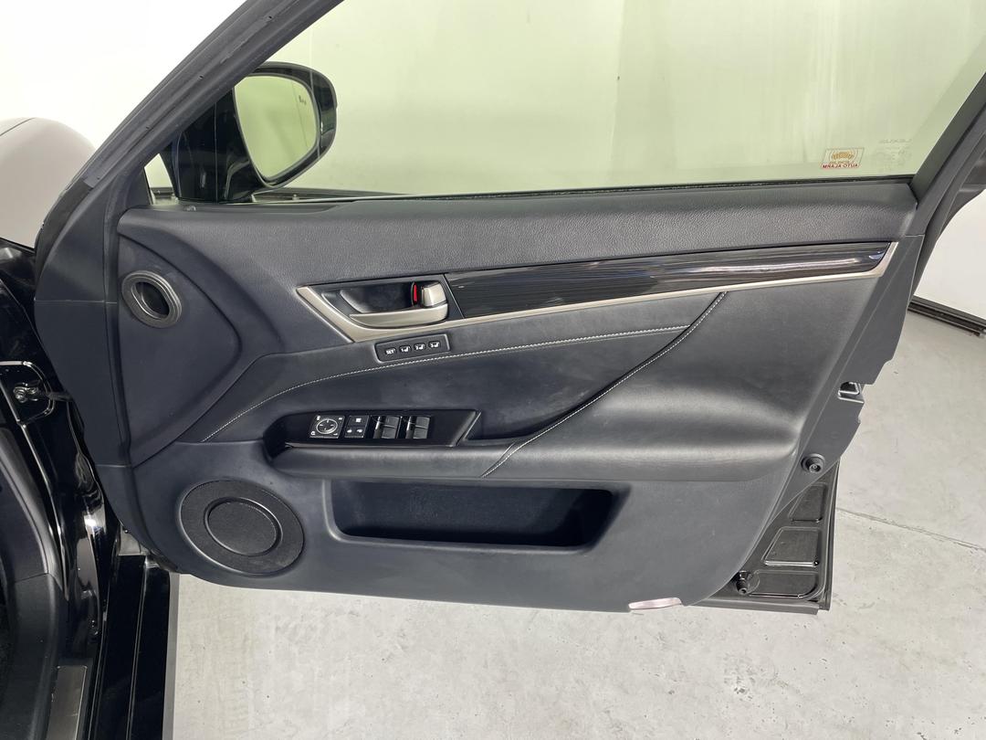 Photo '15' of Lexus GS450H