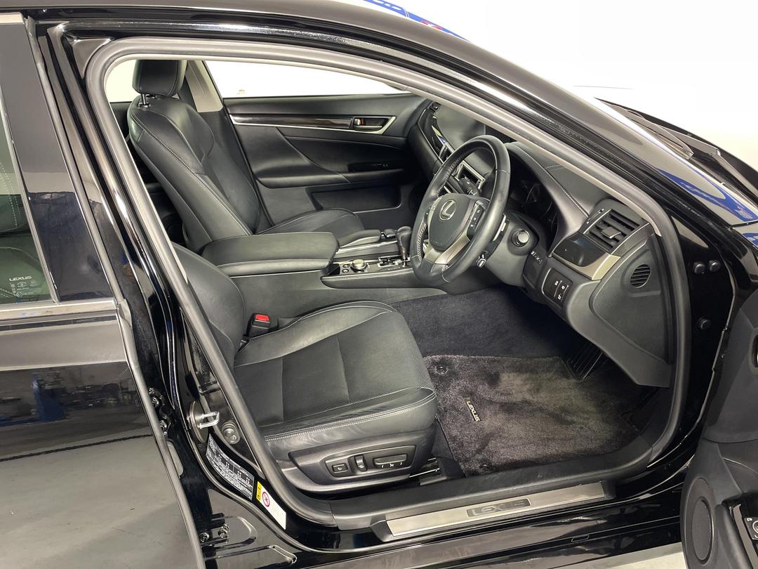 Photo '16' of Lexus GS450H