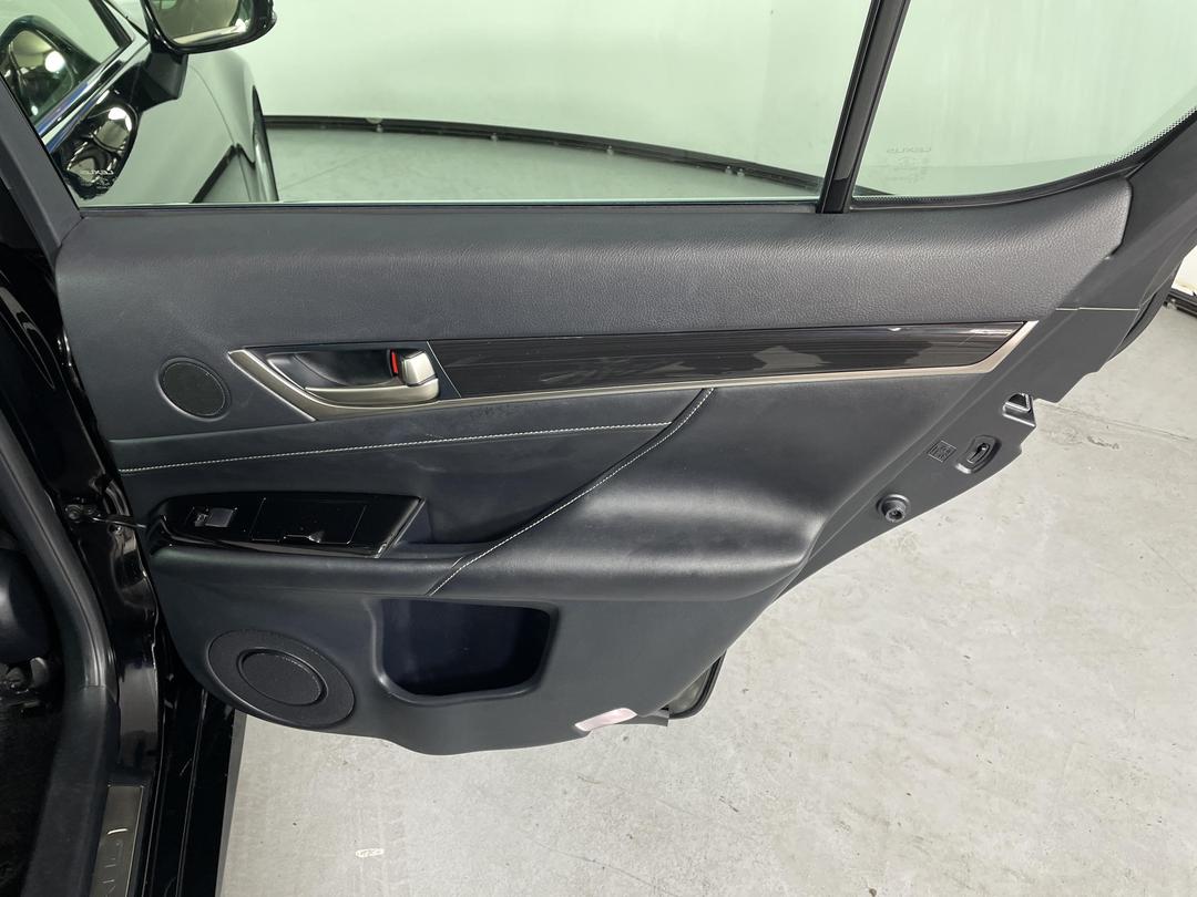 Photo '19' of Lexus GS450H