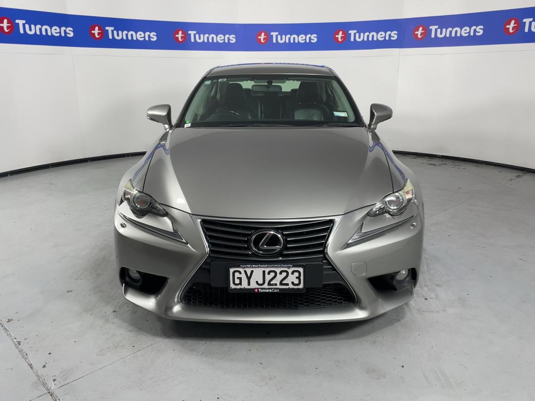 Photo '2' of Lexus IS250