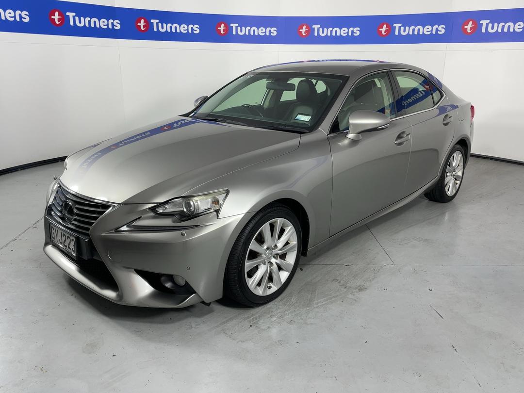 Photo '4' of Lexus IS250