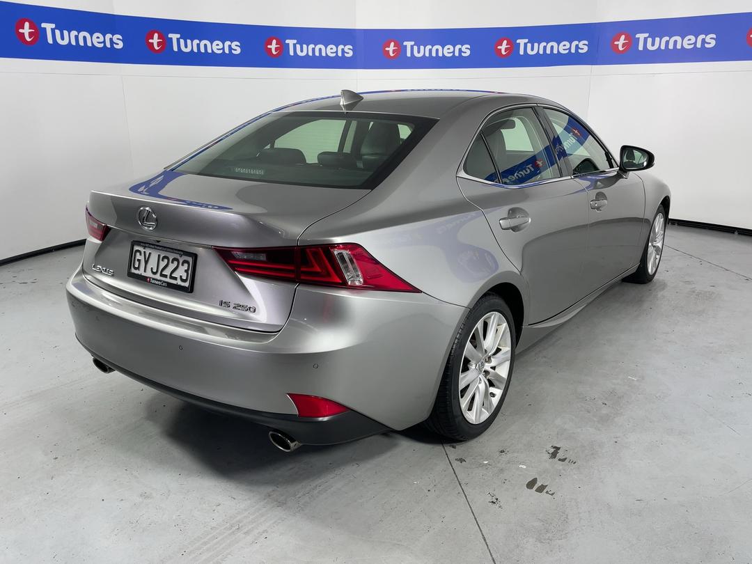 Photo '7' of Lexus IS250