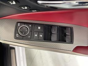 Photo '24' of Lexus IS300H