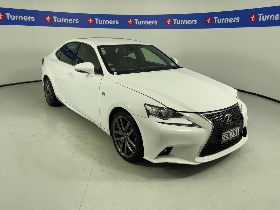Photo '1' of Lexus IS300H