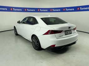 Photo '5' of Lexus IS300H