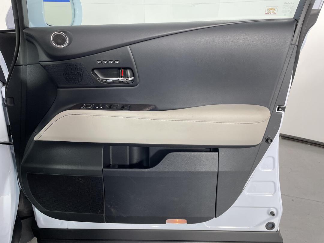 Photo '15' of Lexus RX450H