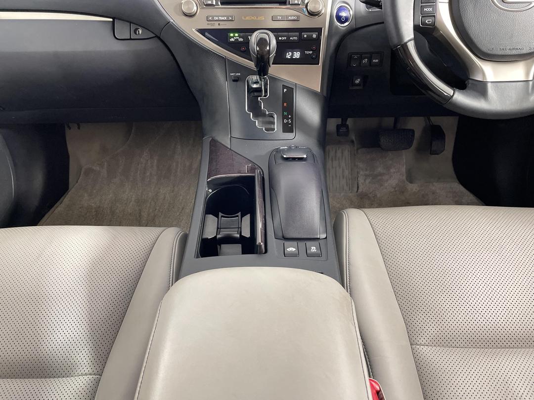 Photo '18' of Lexus RX450H