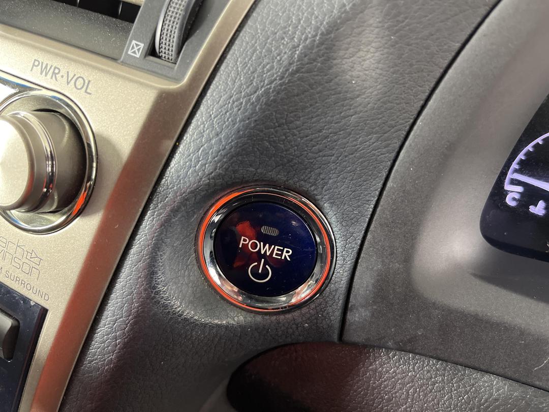 Photo '30' of Lexus RX450H