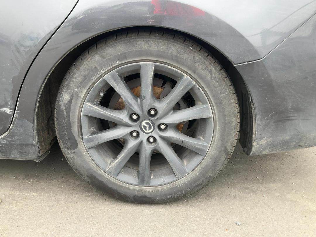Photo '9' of Mazda Atenza