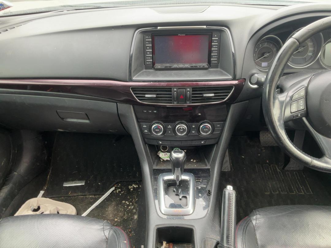 Photo '16' of Mazda Atenza
