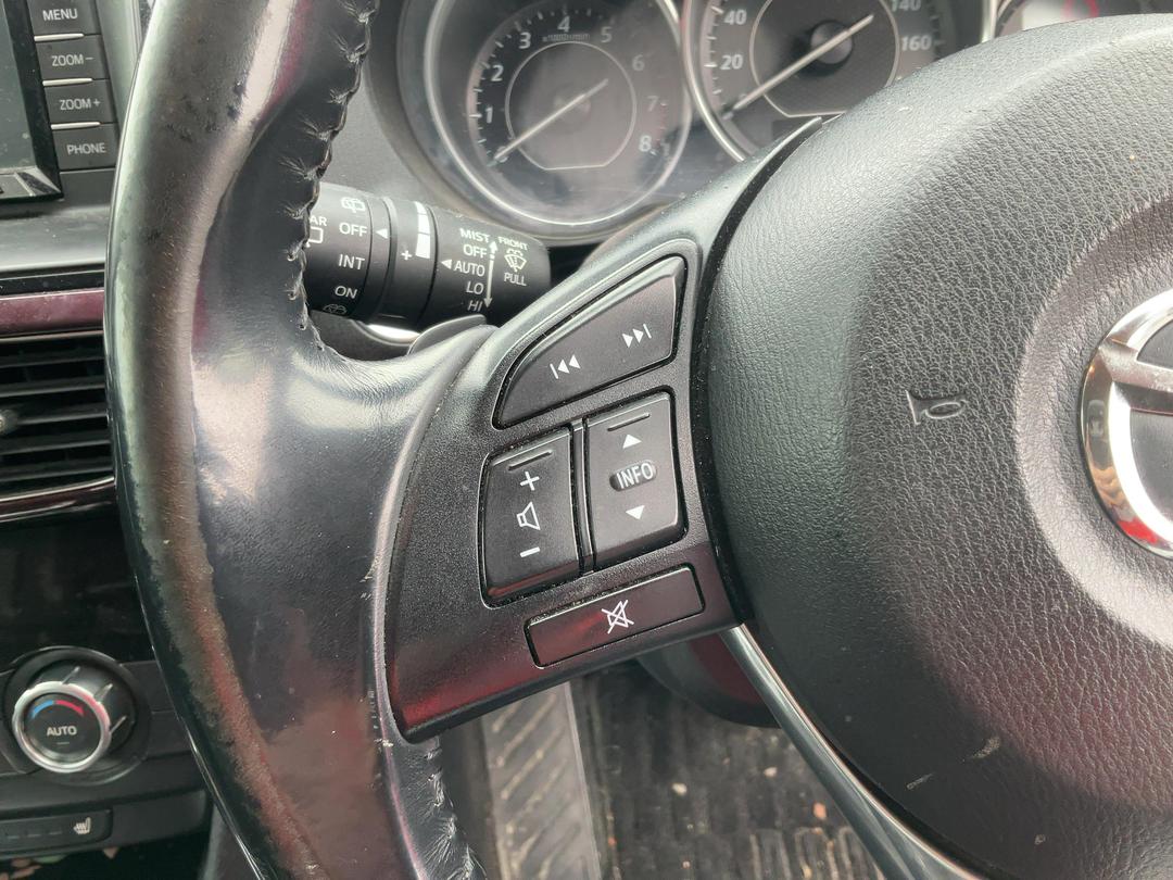 Photo '21' of Mazda Atenza