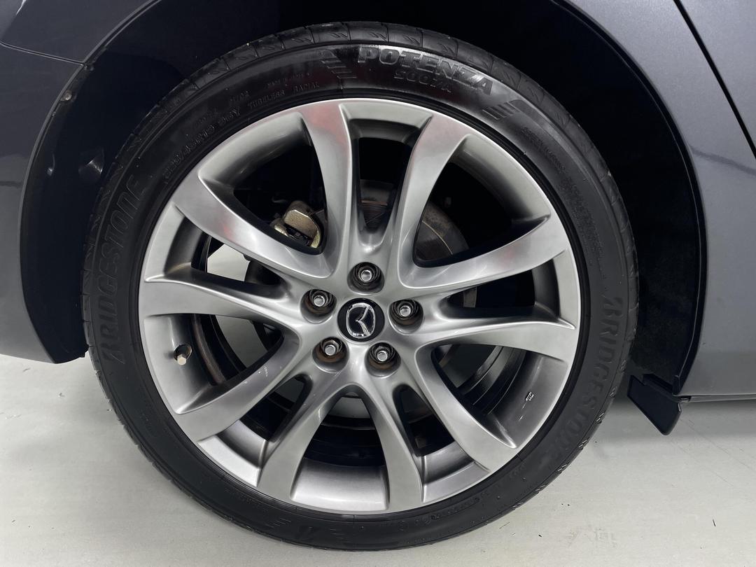 Photo '12' of Mazda Atenza