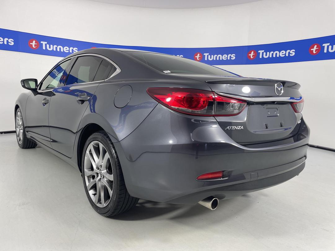 Photo '5' of Mazda Atenza