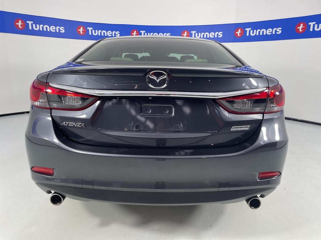 Photo '6' of Mazda Atenza