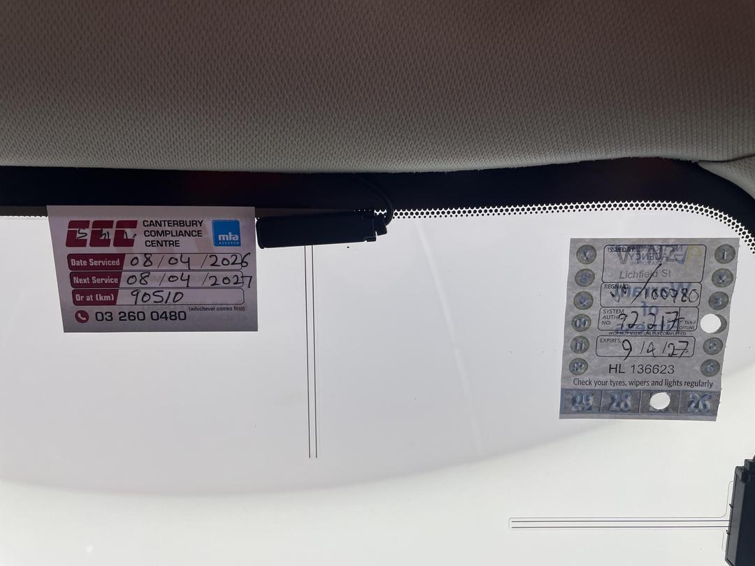 Photo '31' of Mazda Atenza