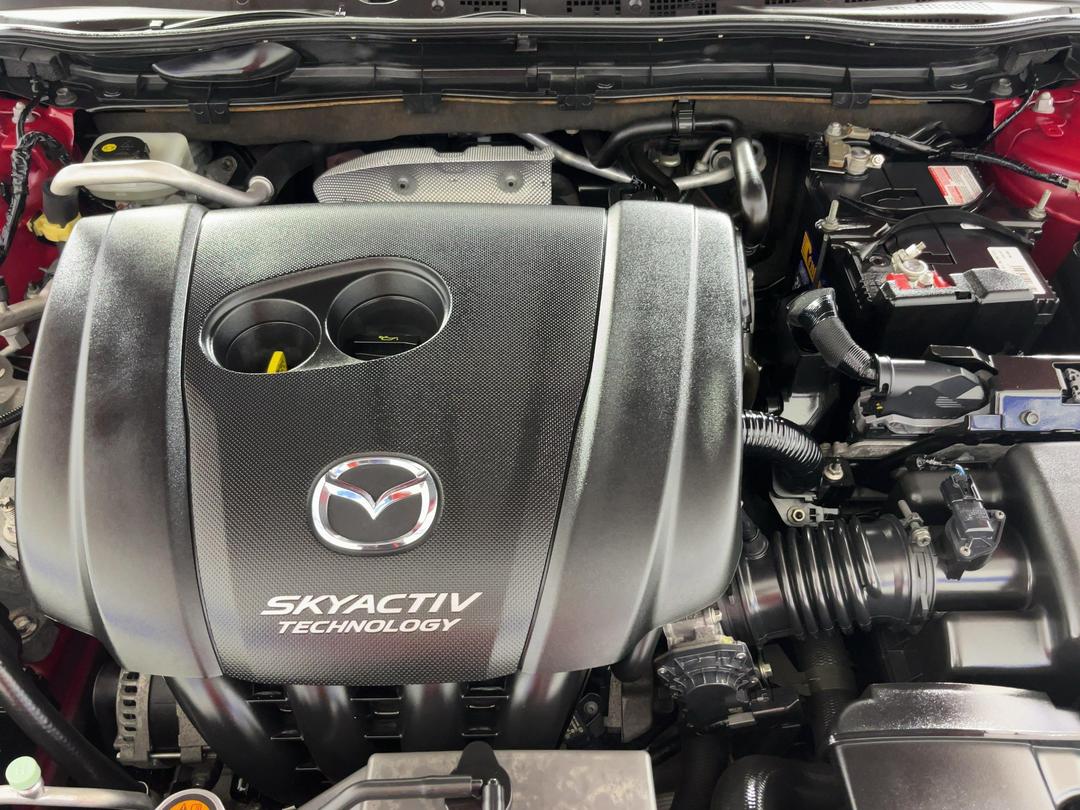 Photo '13' of Mazda Atenza