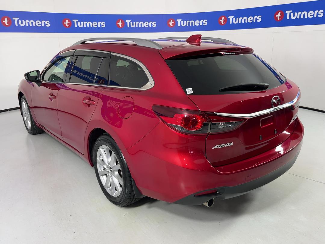 Photo '5' of Mazda Atenza