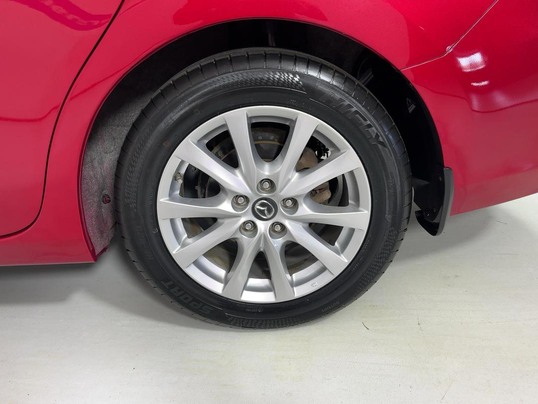 Photo '11' of Mazda Atenza