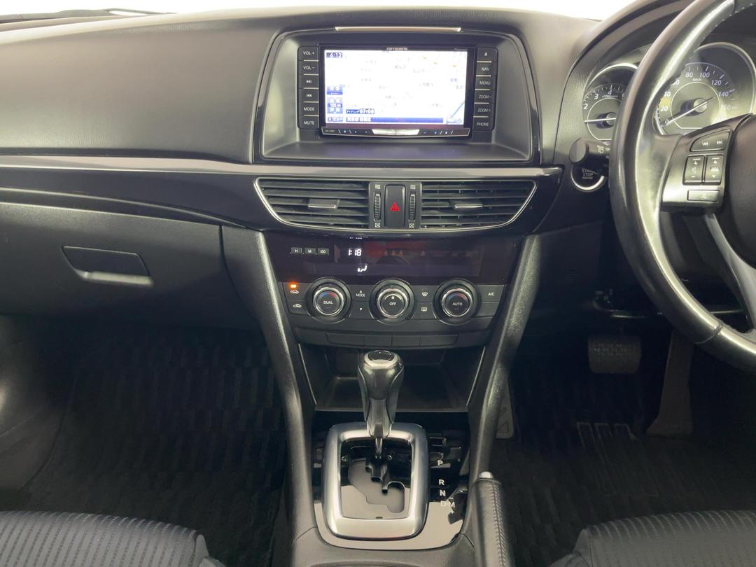 Photo '18' of Mazda Atenza