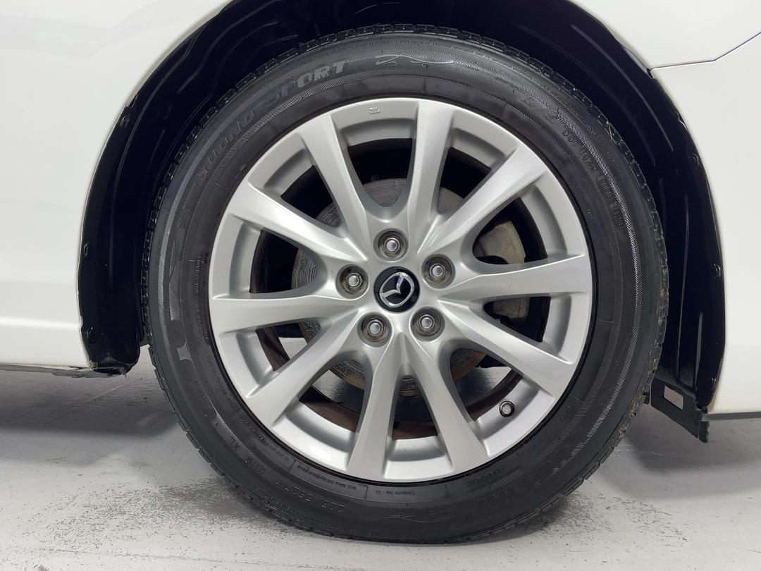 Photo '9' of Mazda Atenza