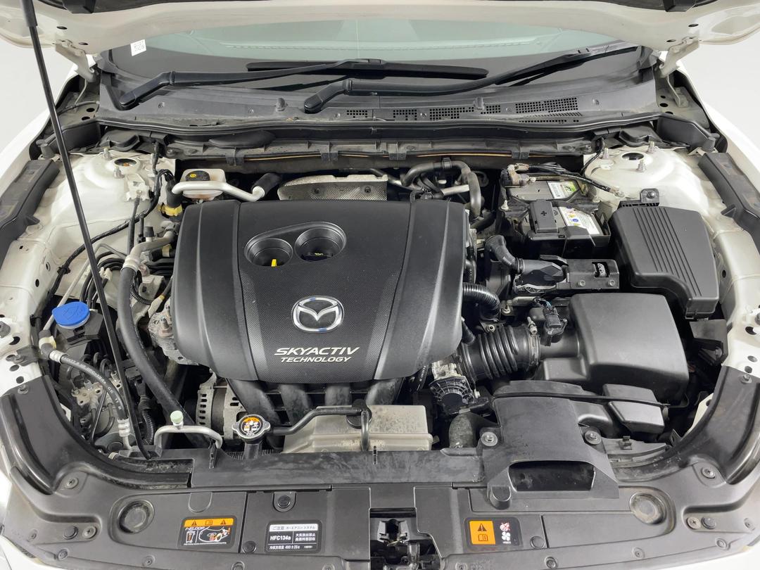 Photo '13' of Mazda Atenza