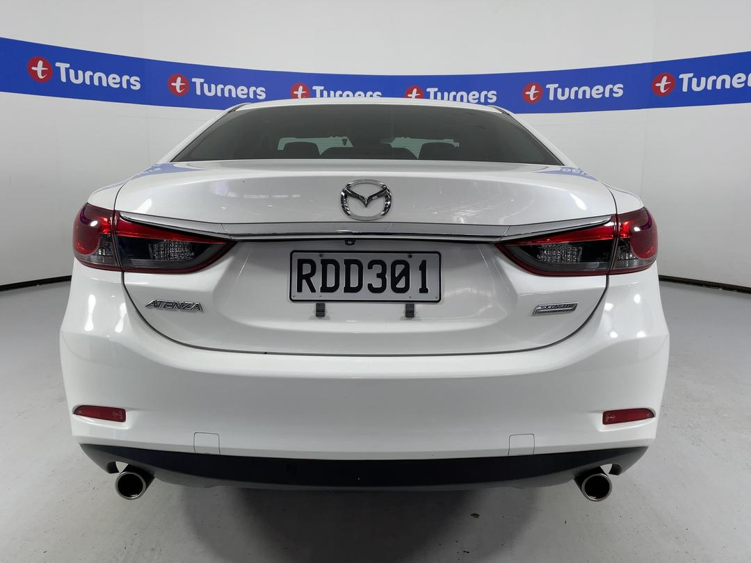 Photo '6' of Mazda Atenza