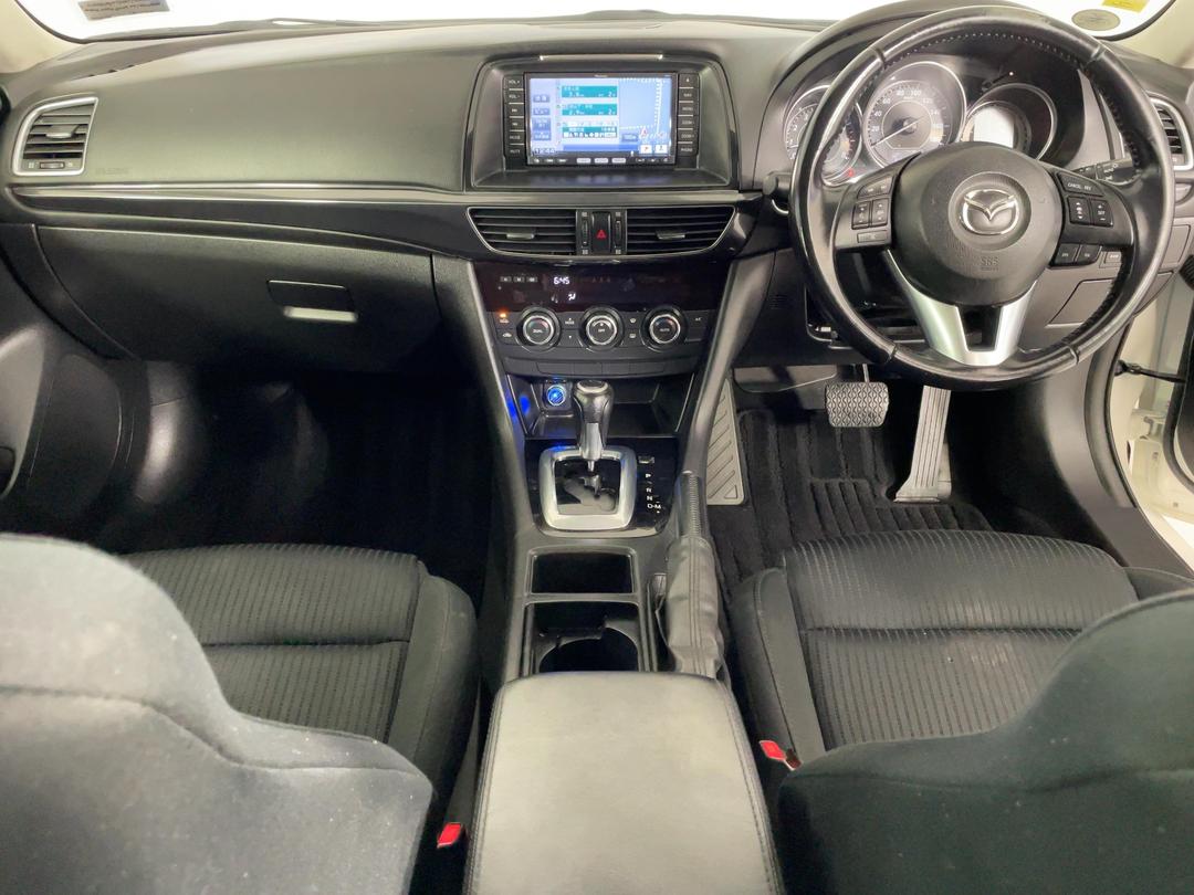 Photo '17' of Mazda Atenza