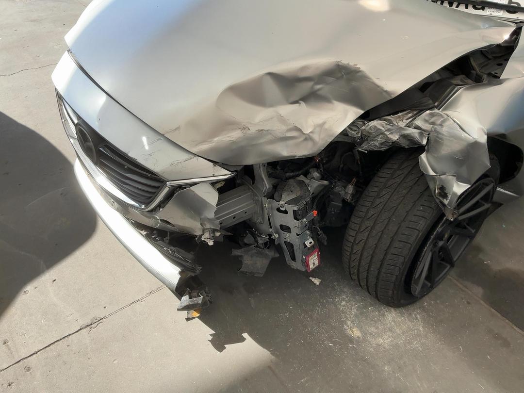 Photo '5' of Mazda Atenza