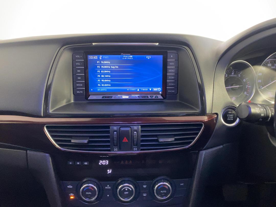 Photo '18' of Mazda Atenza