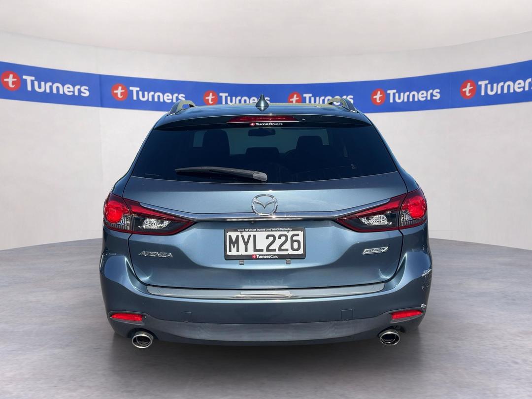 Photo '6' of Mazda Atenza