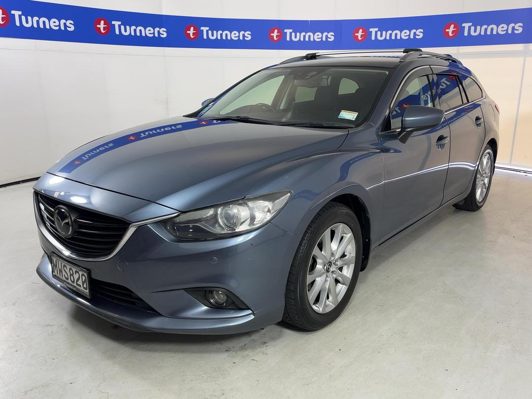 Photo '4' of Mazda Atenza