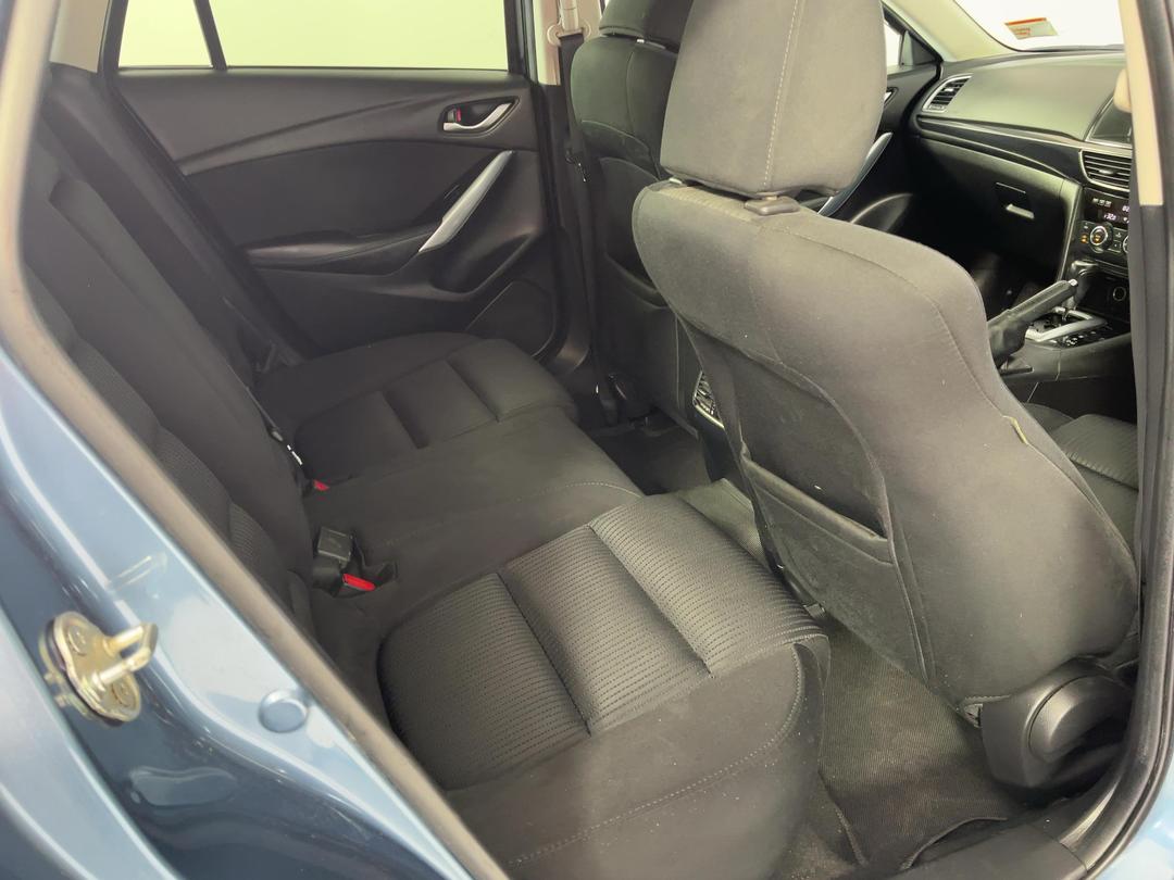 Photo '20' of Mazda Atenza
