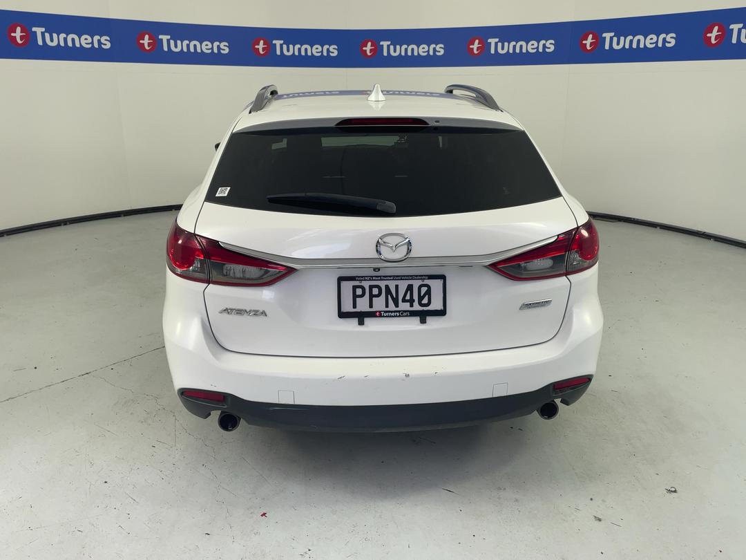 Photo '6' of Mazda Atenza