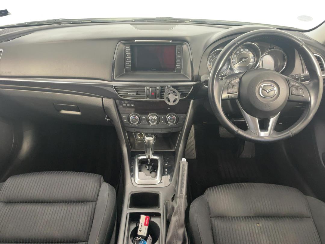 Photo '17' of Mazda Atenza