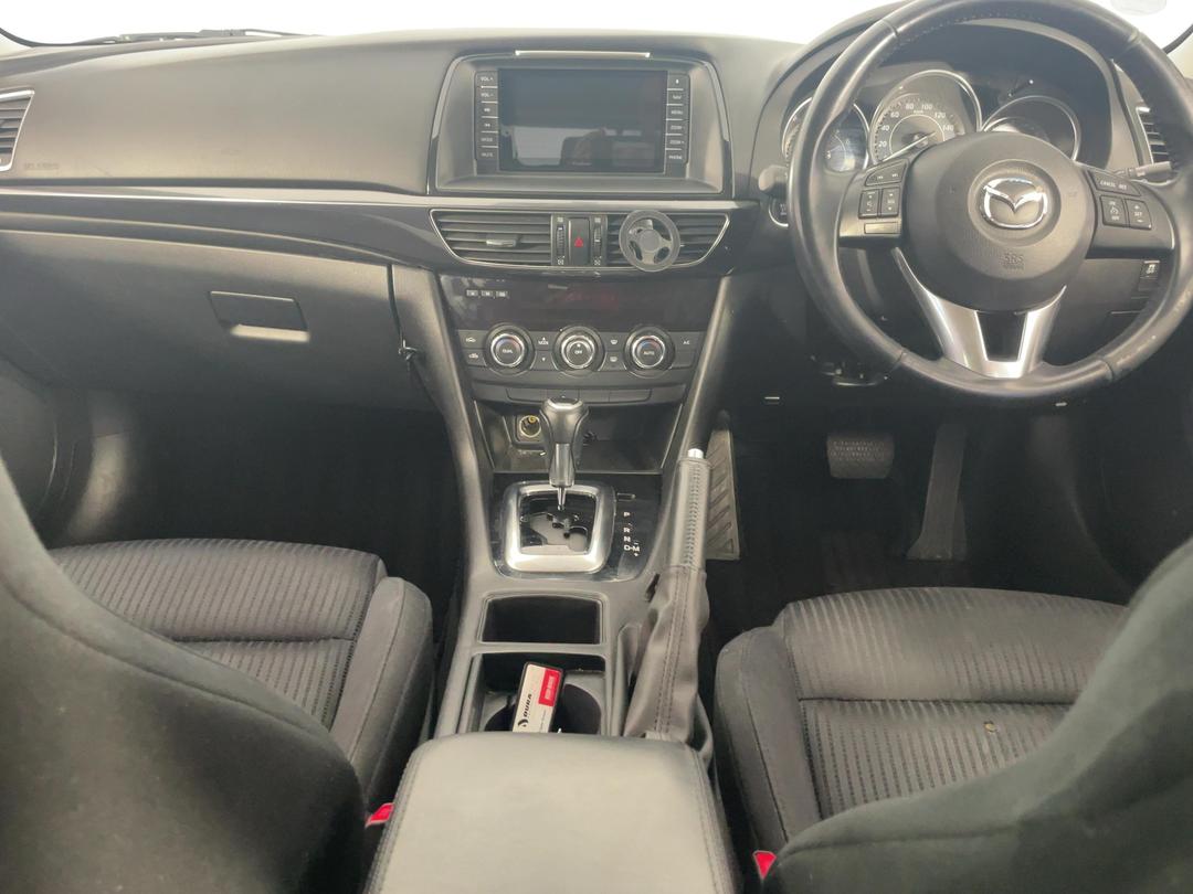 Photo '18' of Mazda Atenza