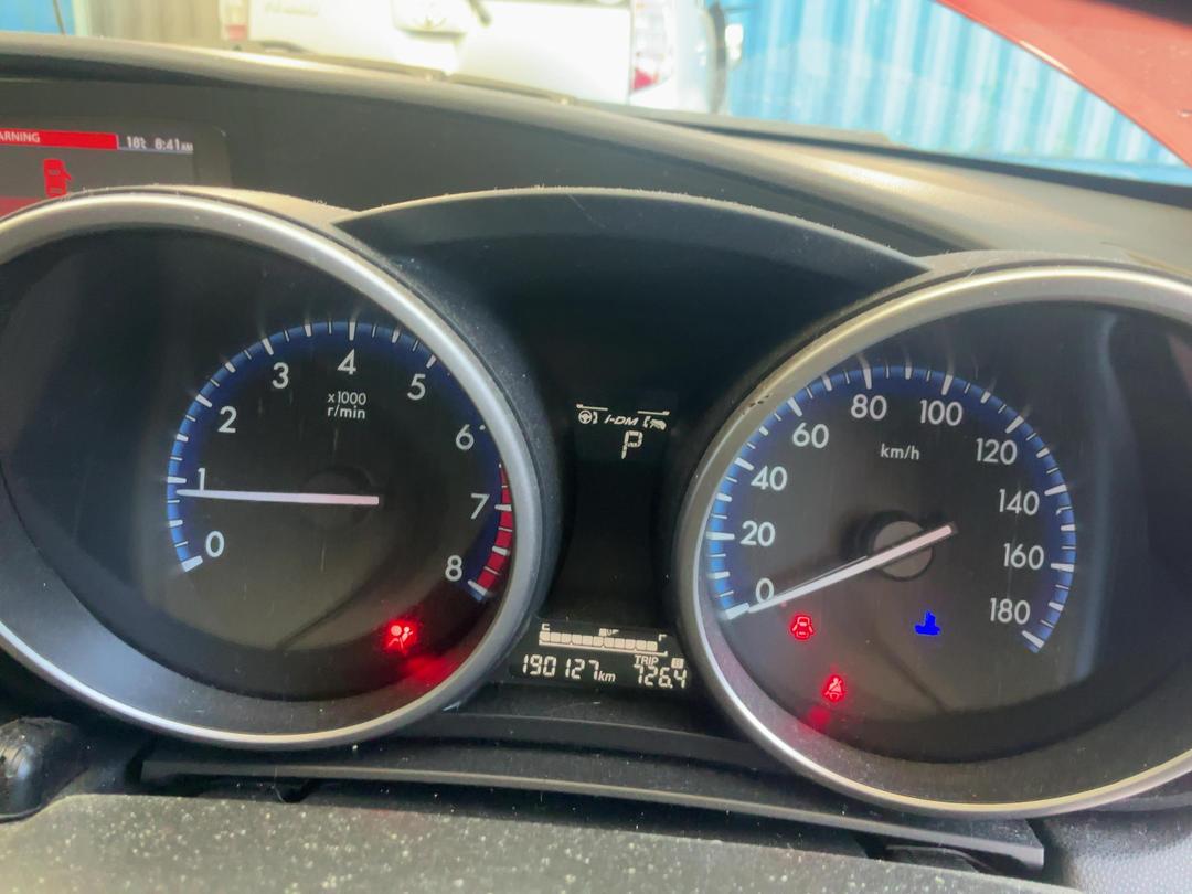 Photo '10' of Mazda Axela
