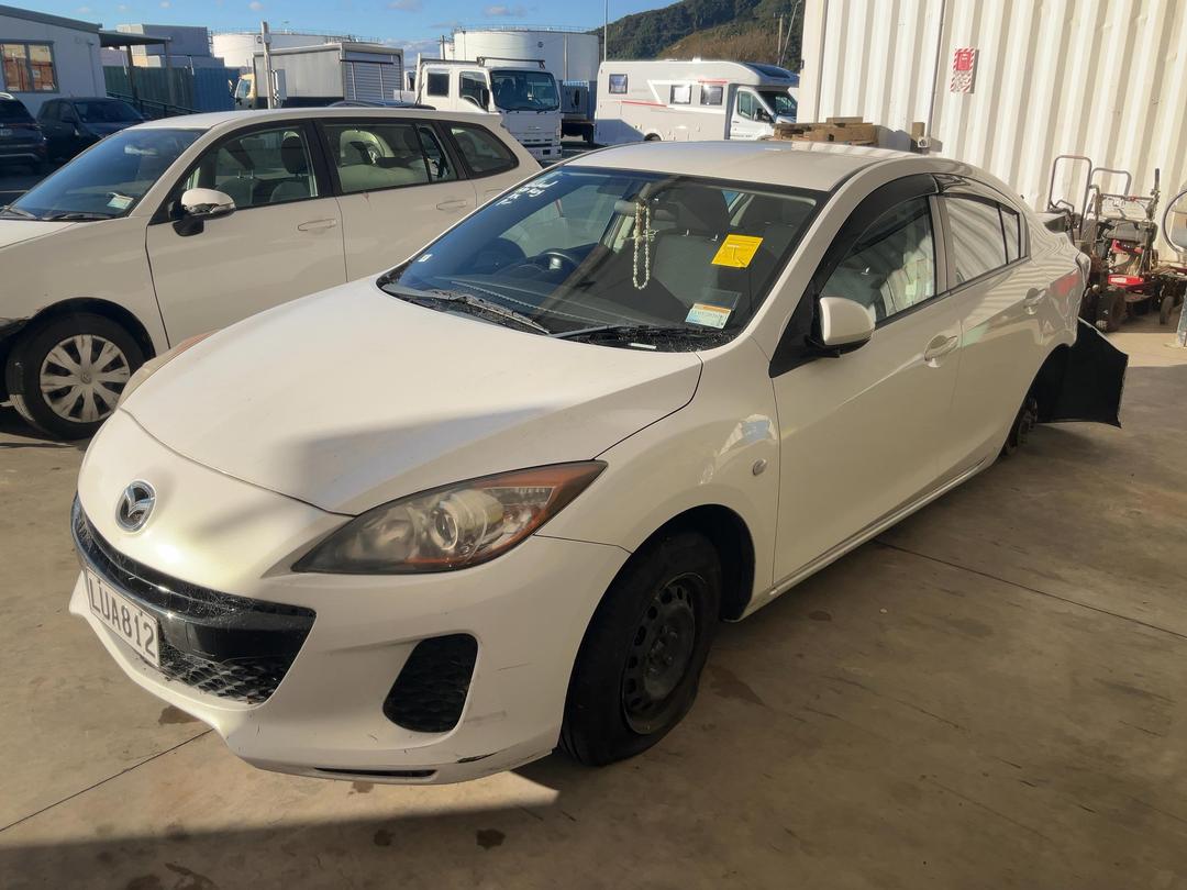 Photo '3' of Mazda Axela