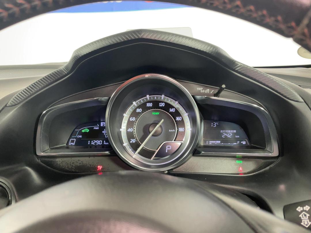 Photo '21' of Mazda Axela