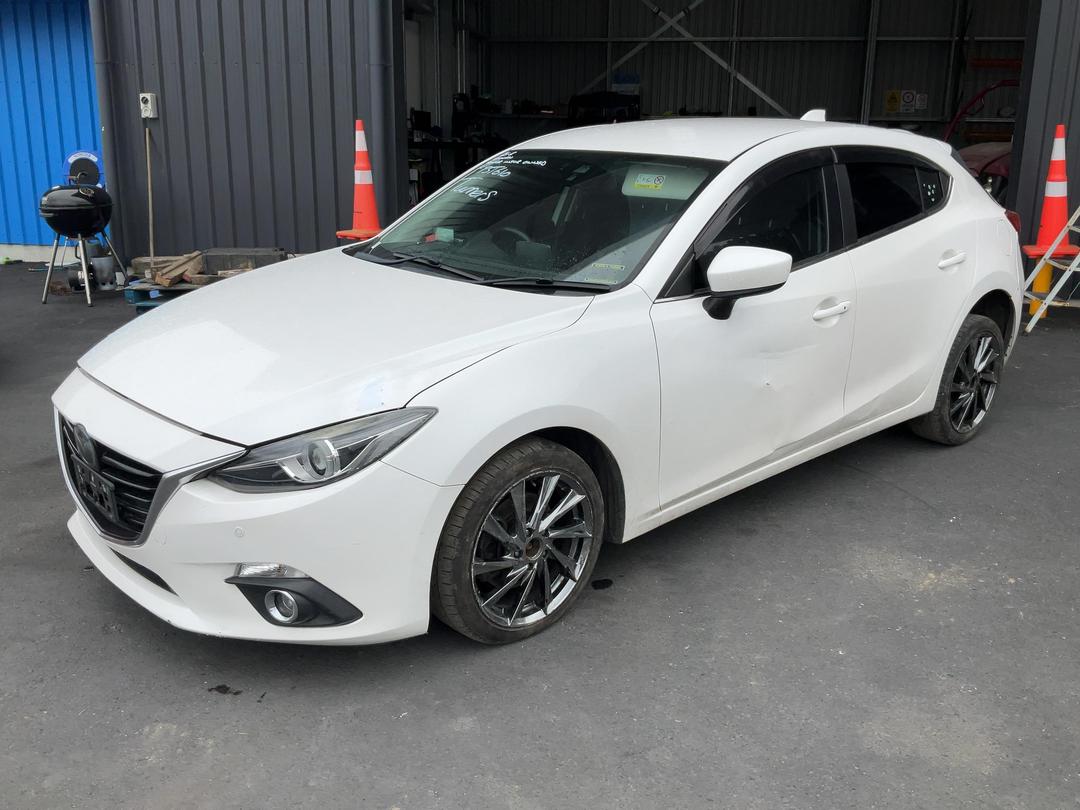 Photo '5' of Mazda Axela Photo '5' of Mazda Axela