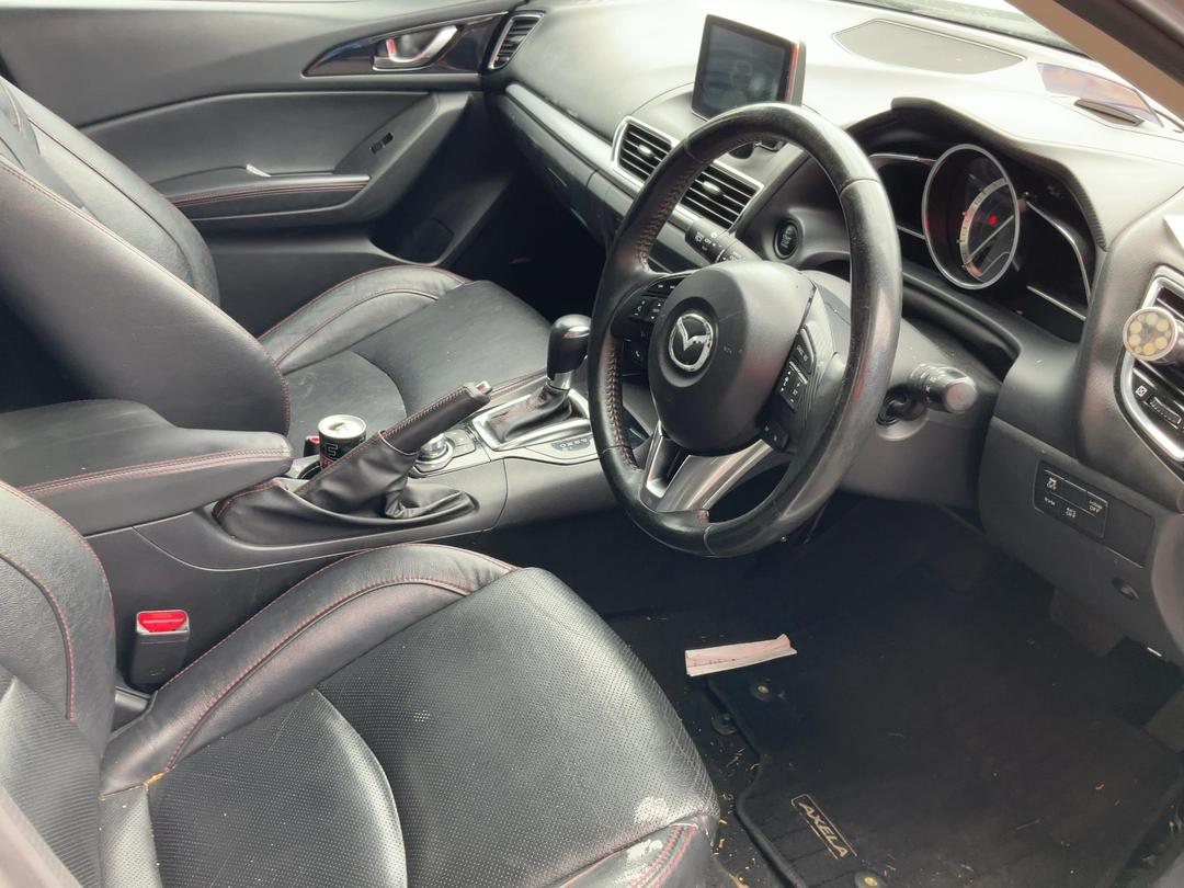 Photo '17' of Mazda Axela Photo '17' of Mazda Axela